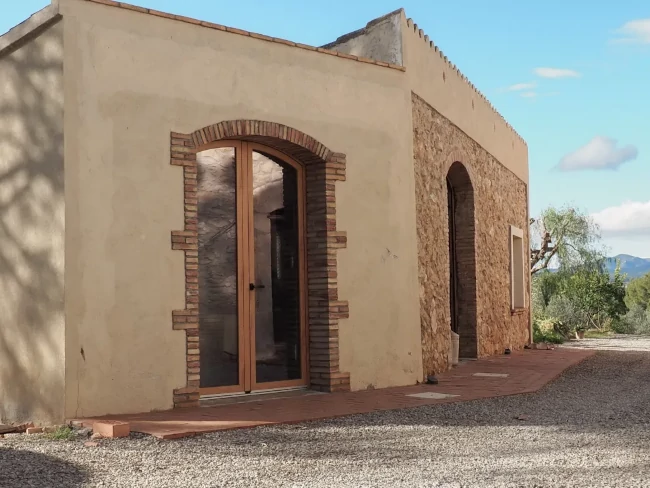 Façana del celler